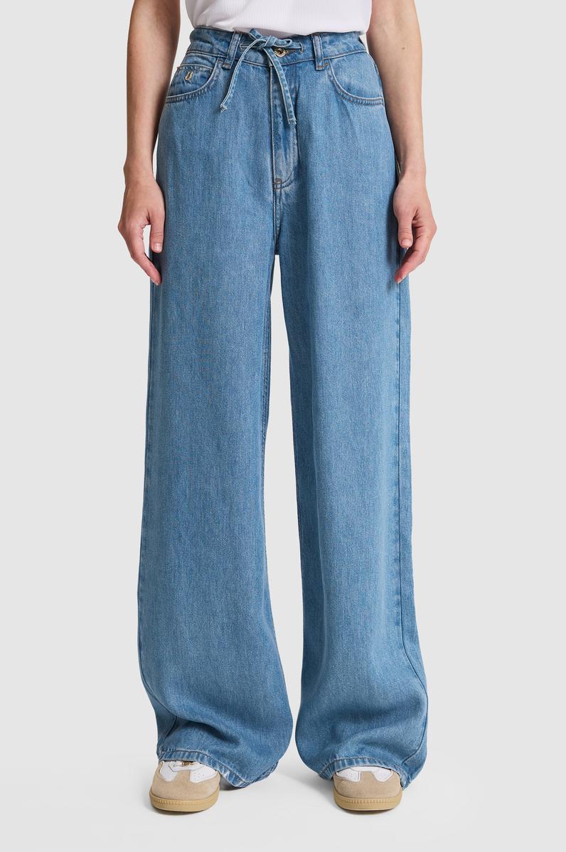 Kadın Açık Mavi Jean Pantolon