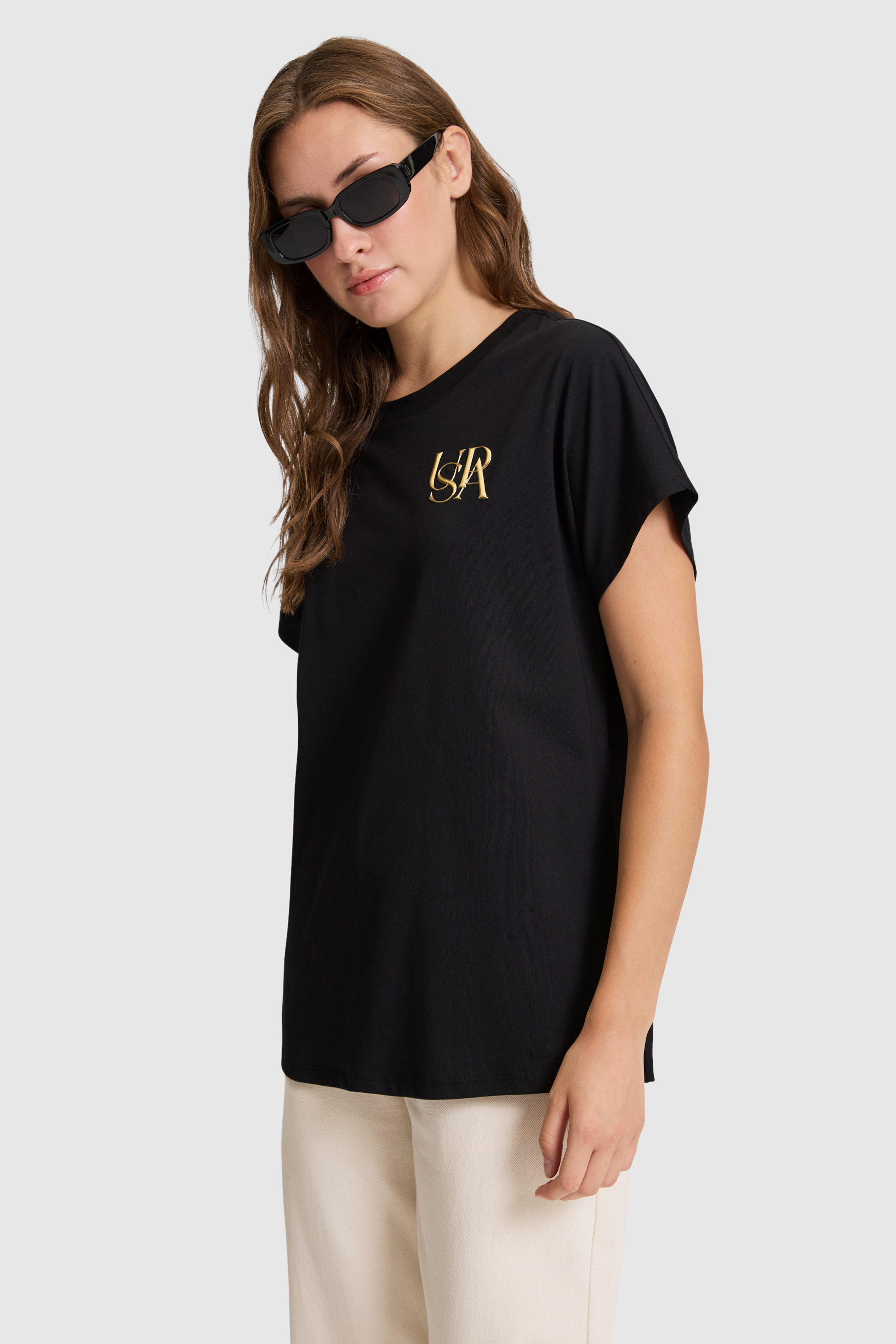 Kadın Siyah Bisiklet Yaka Tişört - 50322100008