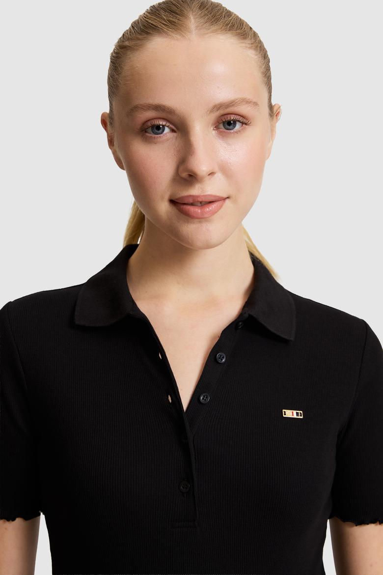Kadın Siyah Polo Yaka Tişört - 50323563013