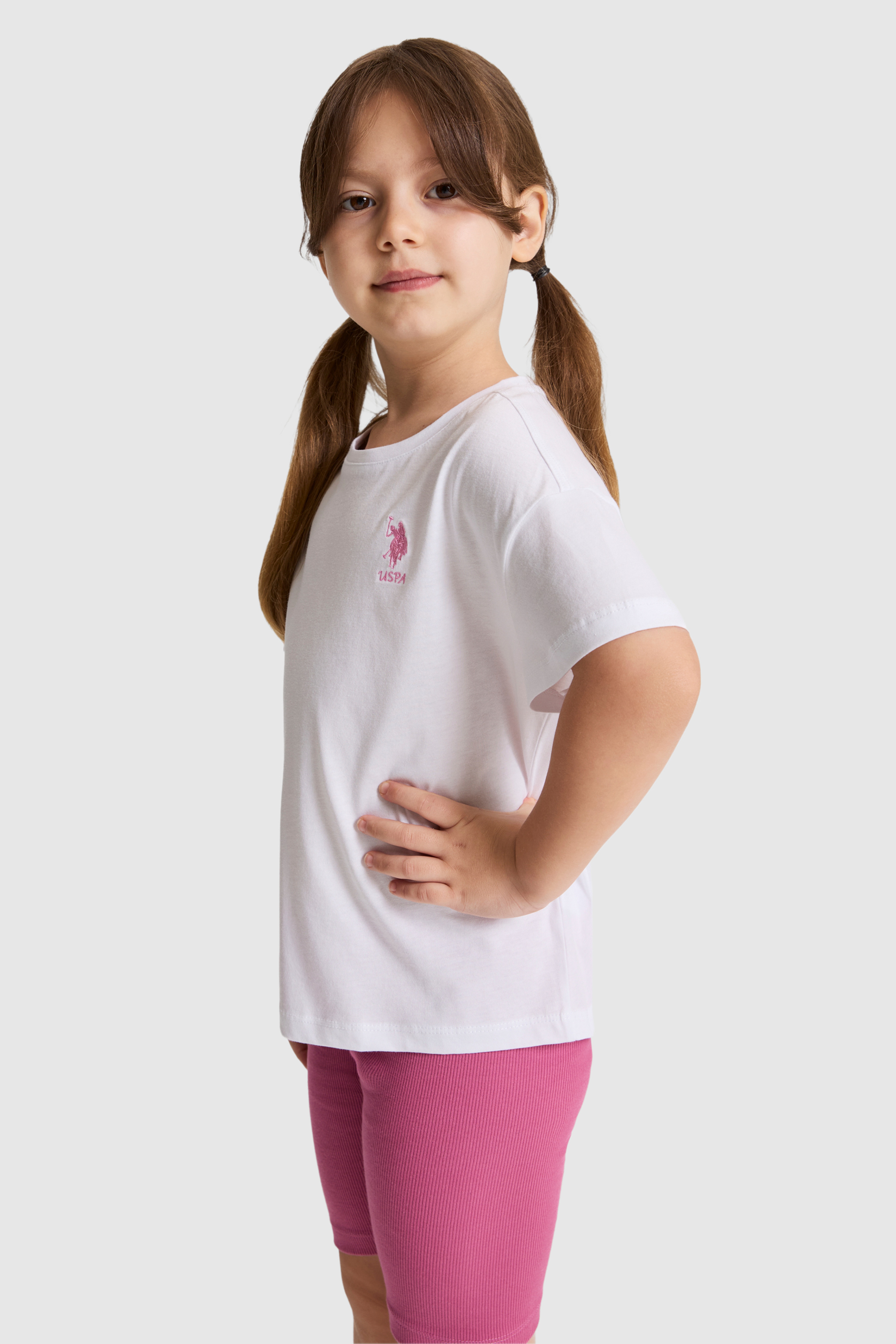 Kız Çocuk Beyaz Bisiklet Yaka Basic Tişört - Image 3