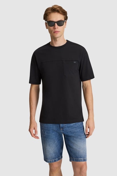 Erkek Siyah Comfort Fit Bisiklet Yaka Tişört