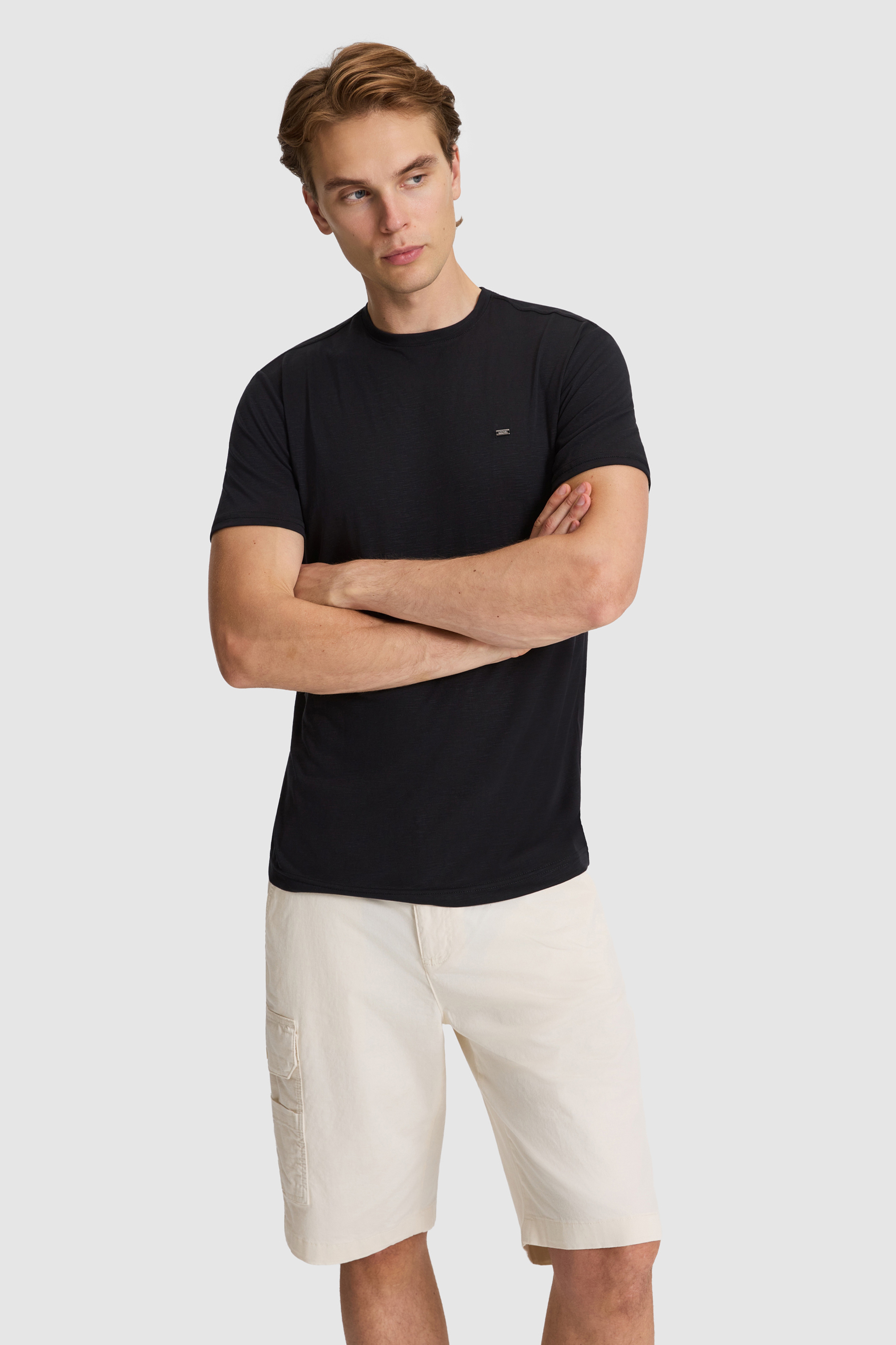 Erkek Siyah Basic Tişört - Image 3