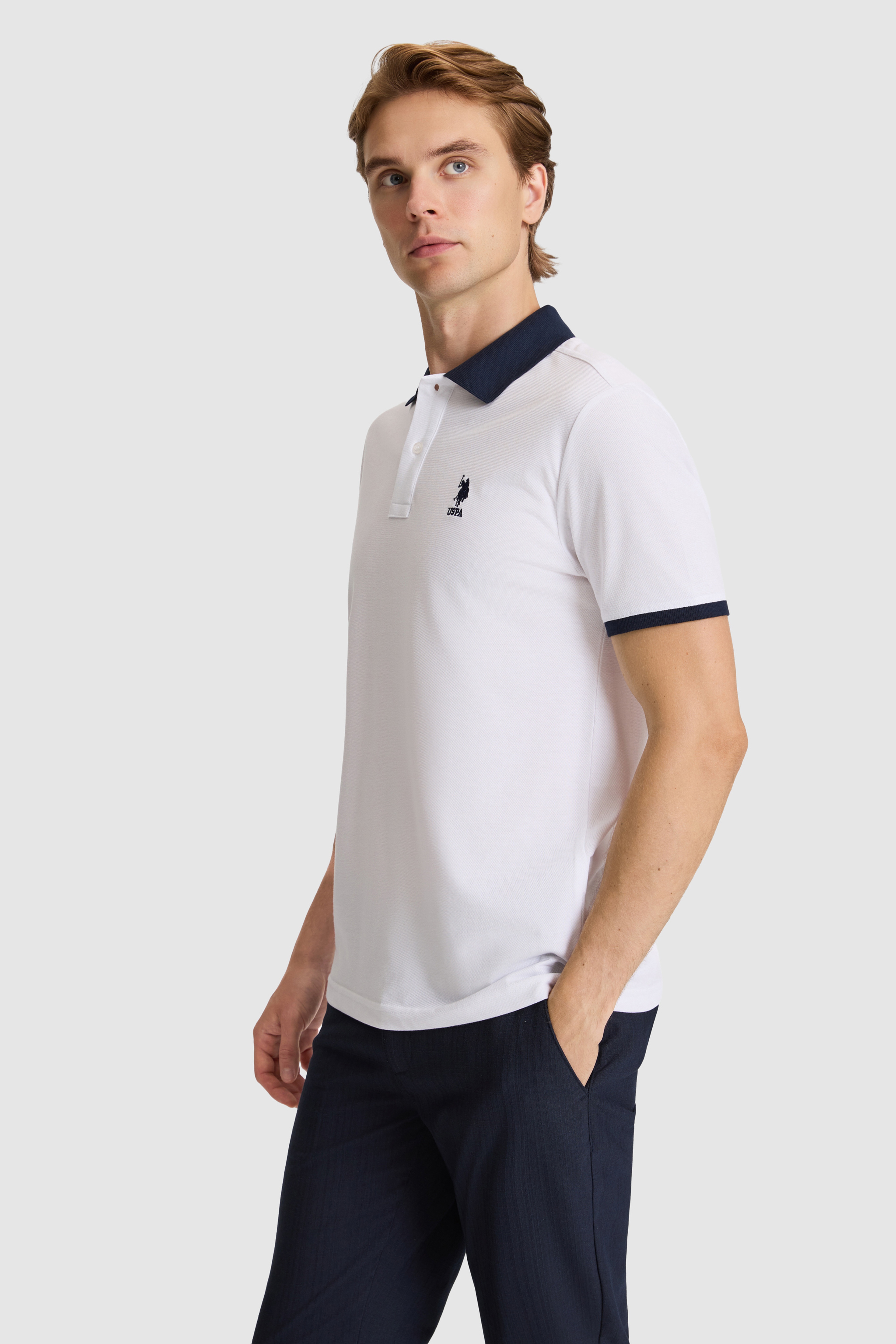 Erkek Beyaz Regular Fit Polo Yaka Basic Tişört - Image 3
