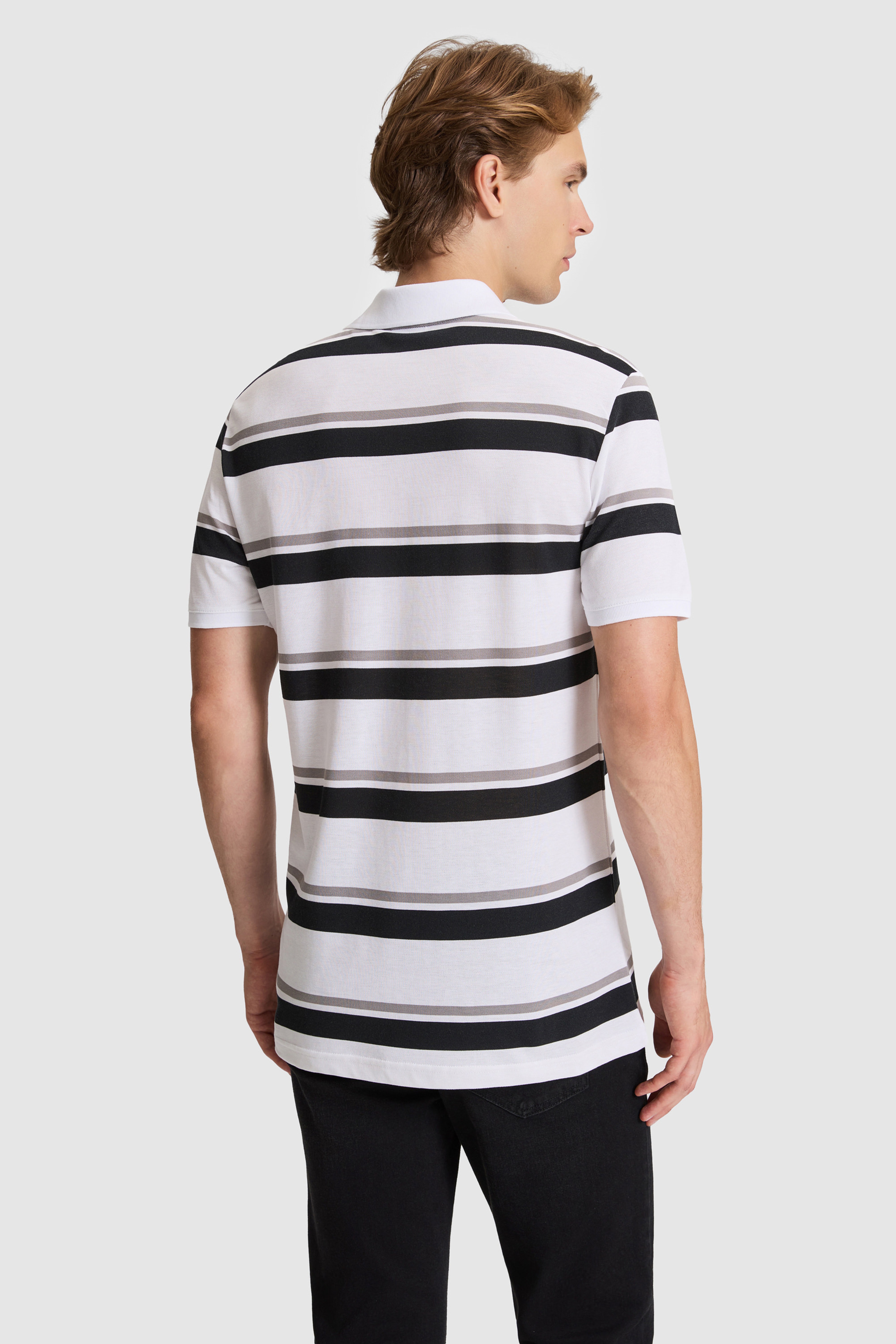 Erkek Siyah Regular Fit Polo Yaka Tişört