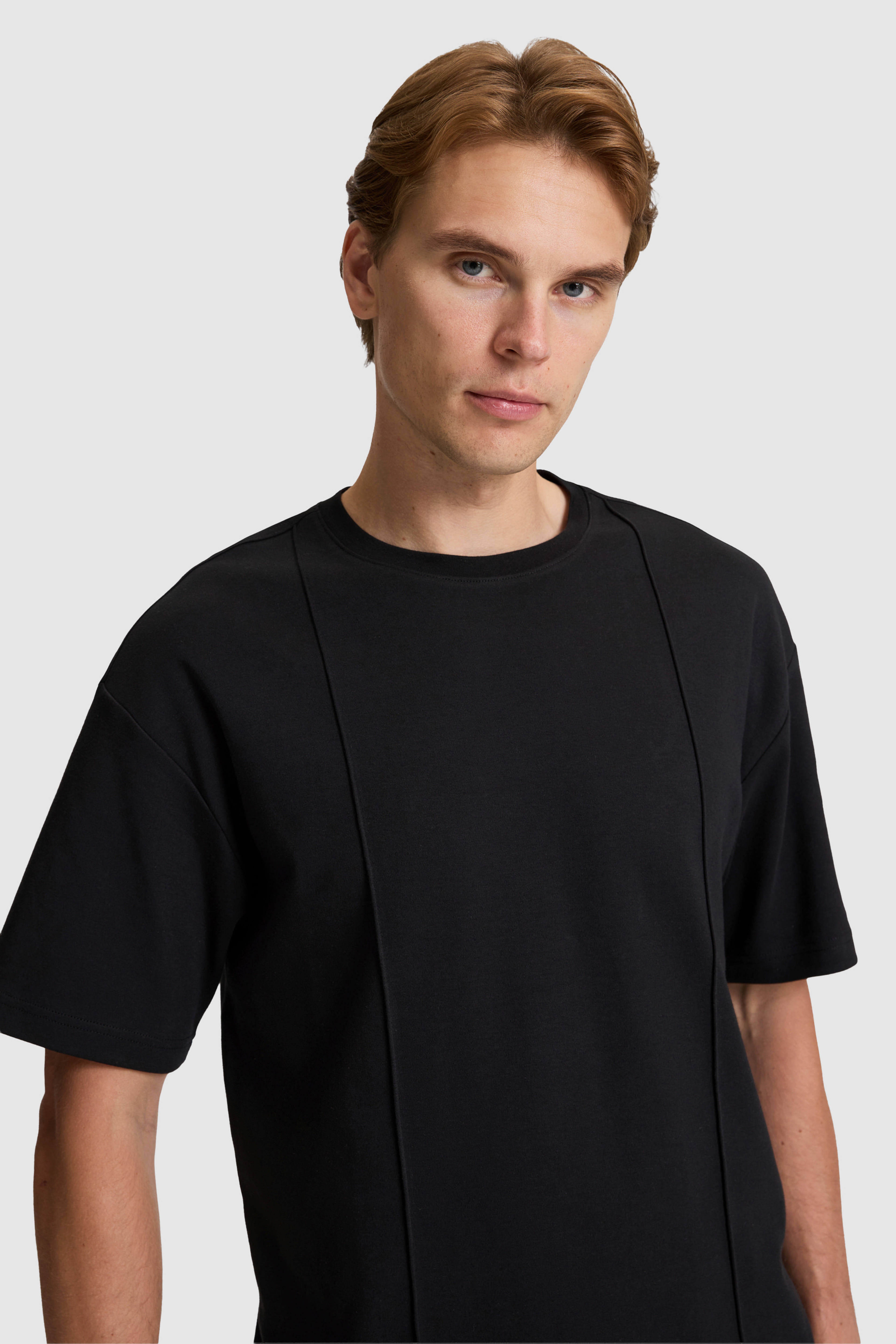 Erkek Siyah Comfort Fit Bisiklet Yaka Tişört - Image 2