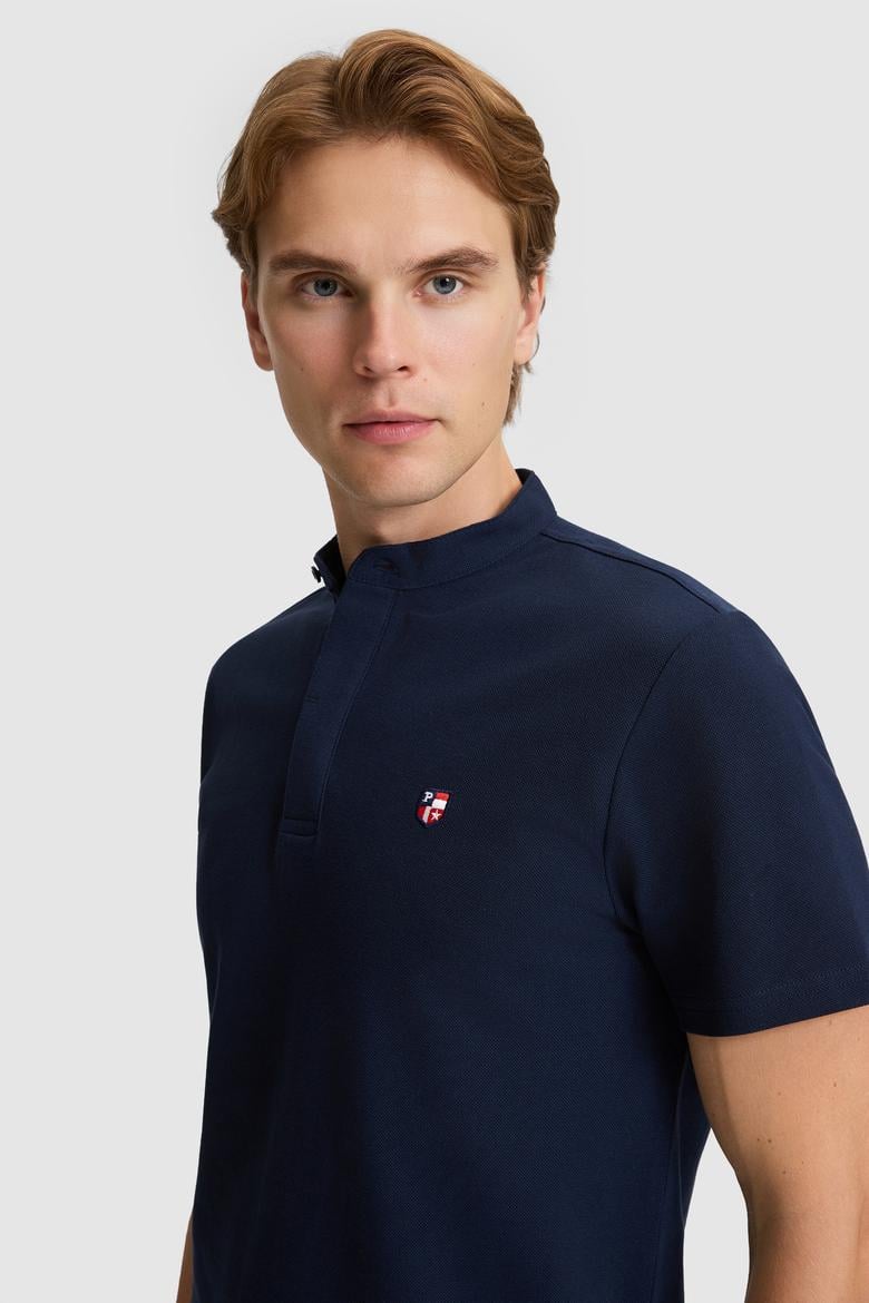 Erkek Lacivert Regular Fit Hakim Yaka Basic Tişört - 50326980012