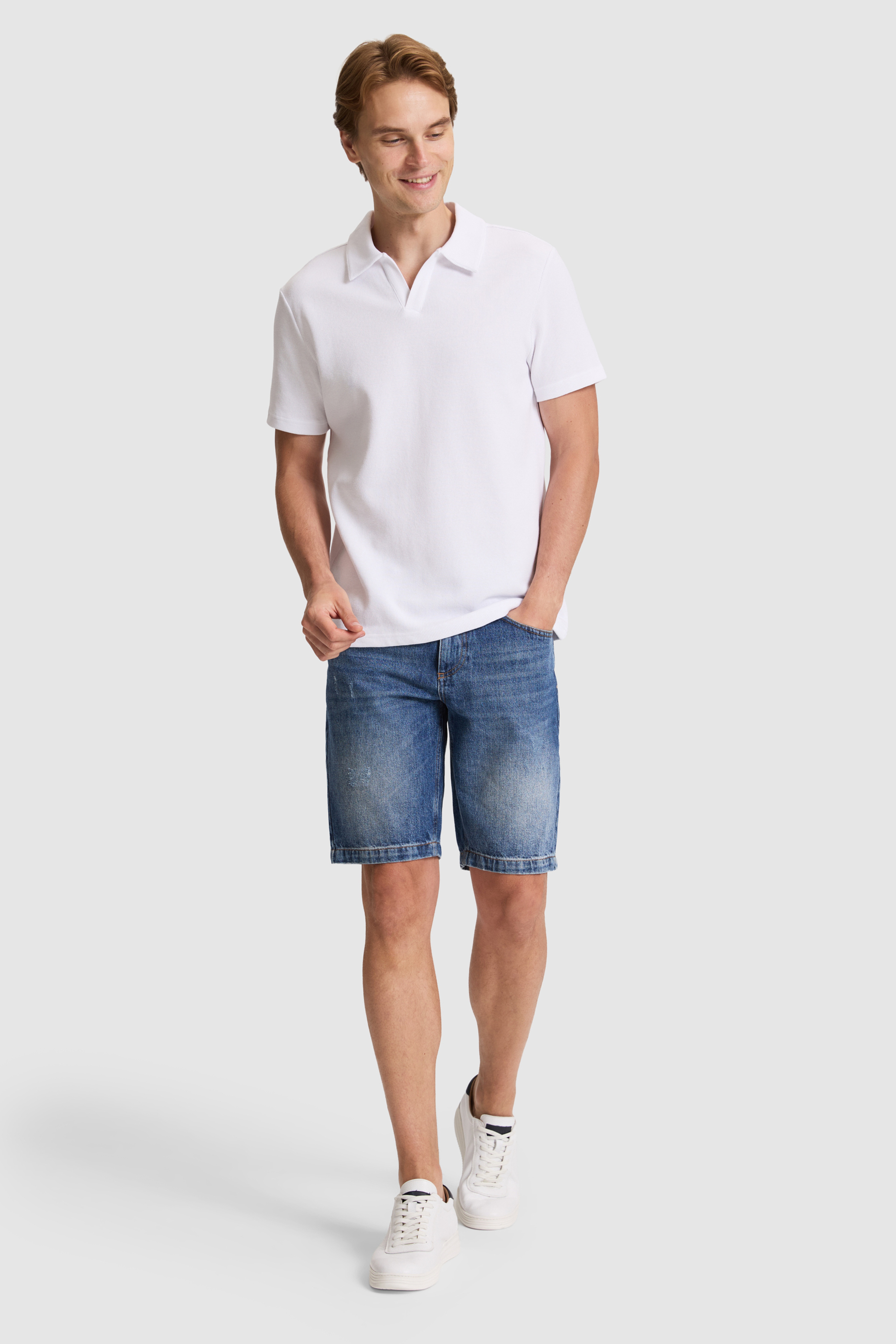 Erkek Beyaz Regular Fit Polo Yaka Tişört