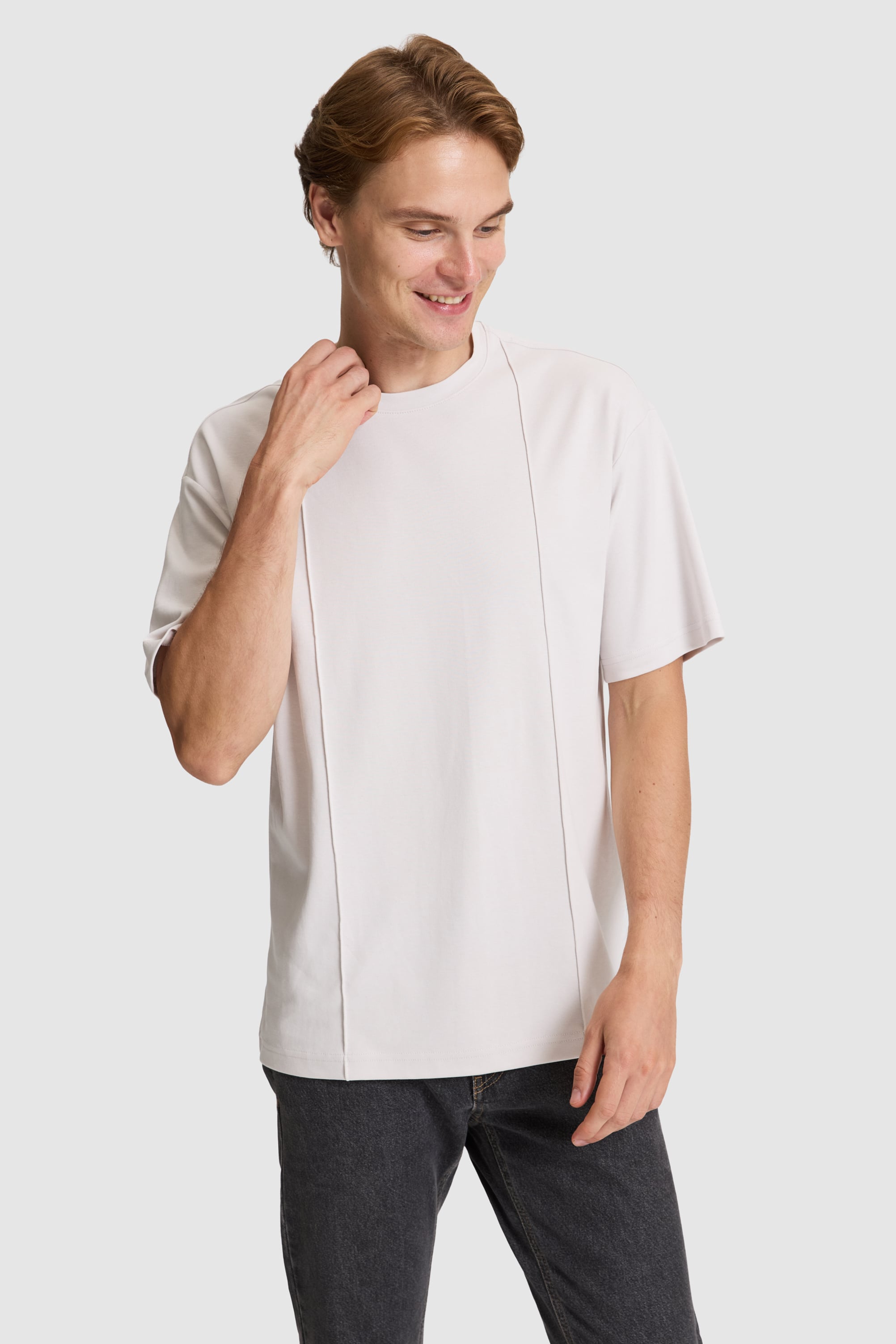 Erkek Açık Gri Comfort Fit Bisiklet Yaka Tişört - Image 3