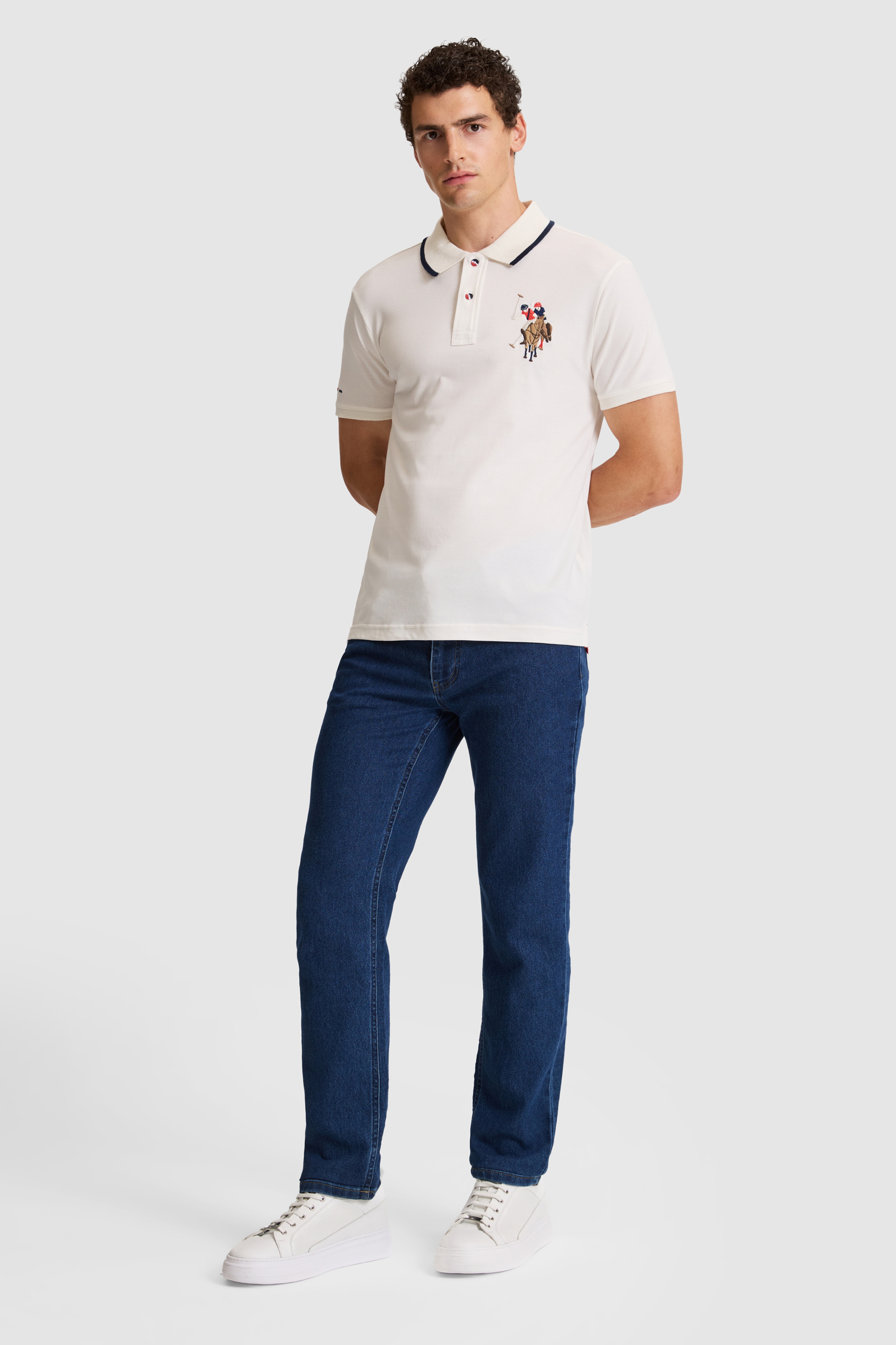 Erkek Beyaz Slim Fit Polo Yaka Basic Tişört - Image 4