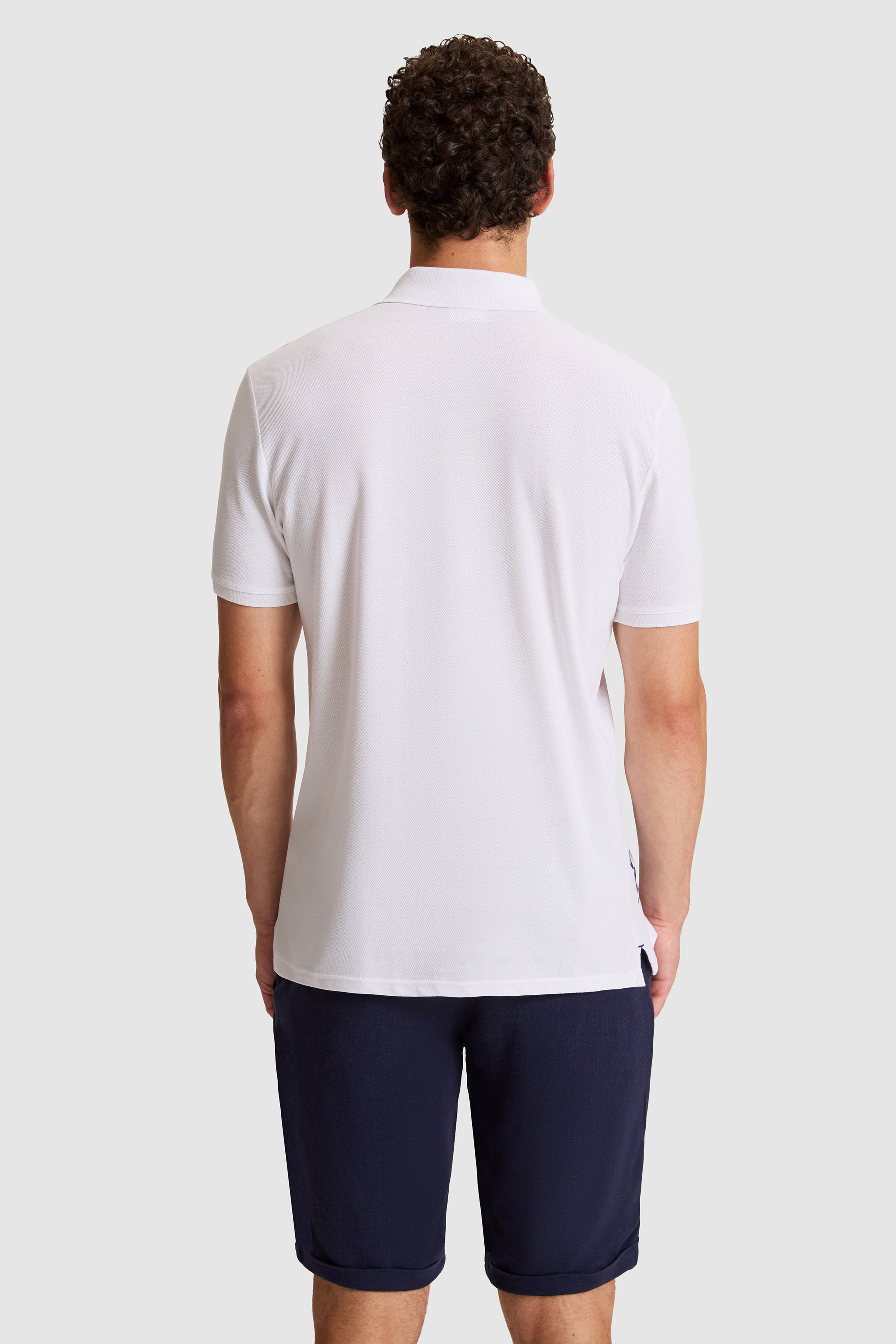 Erkek Beyaz Regular Fit Polo Yaka Tişört