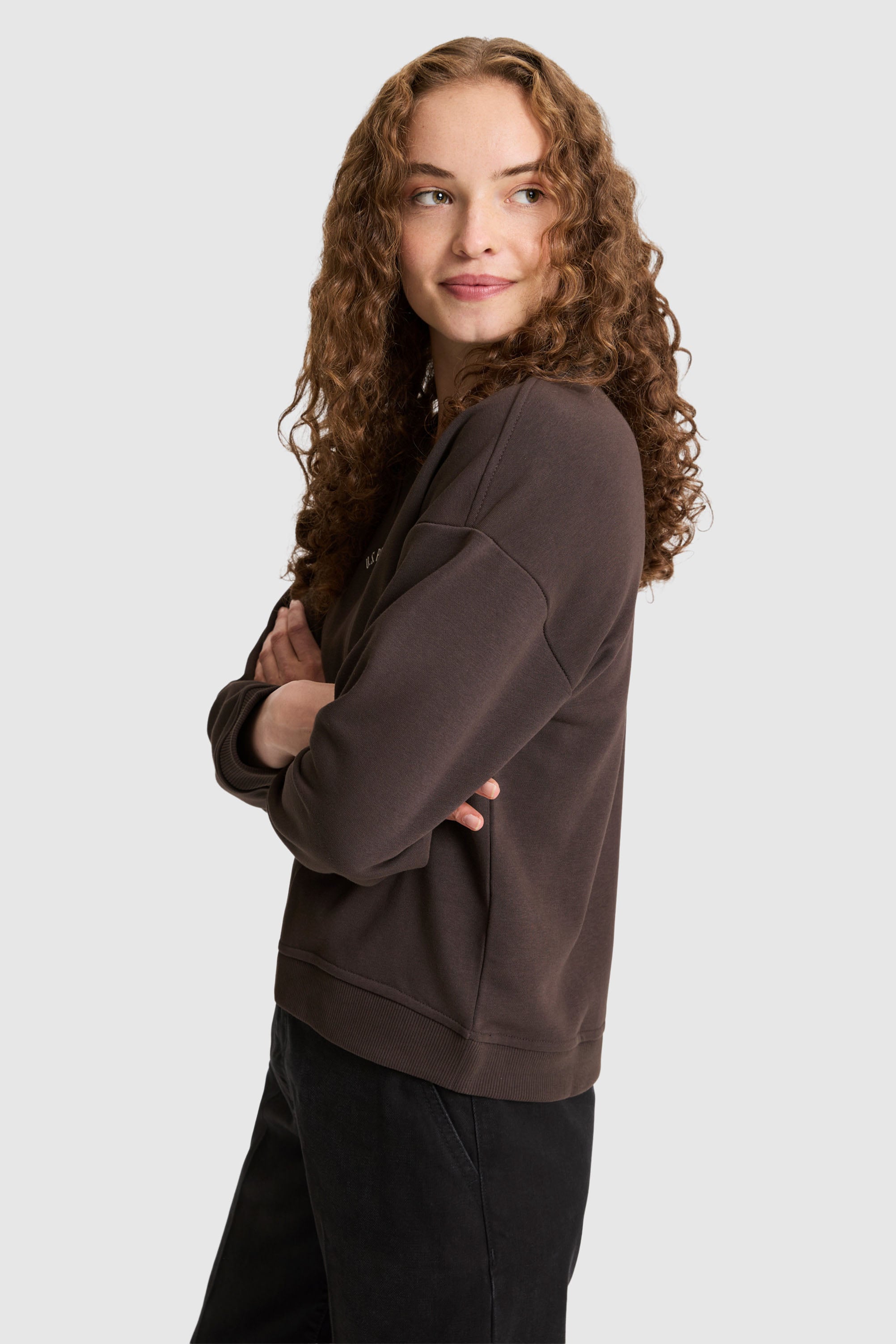 Kadın Koyu Kahverengi Bisiklet Yaka Sweatshirt - Image 3