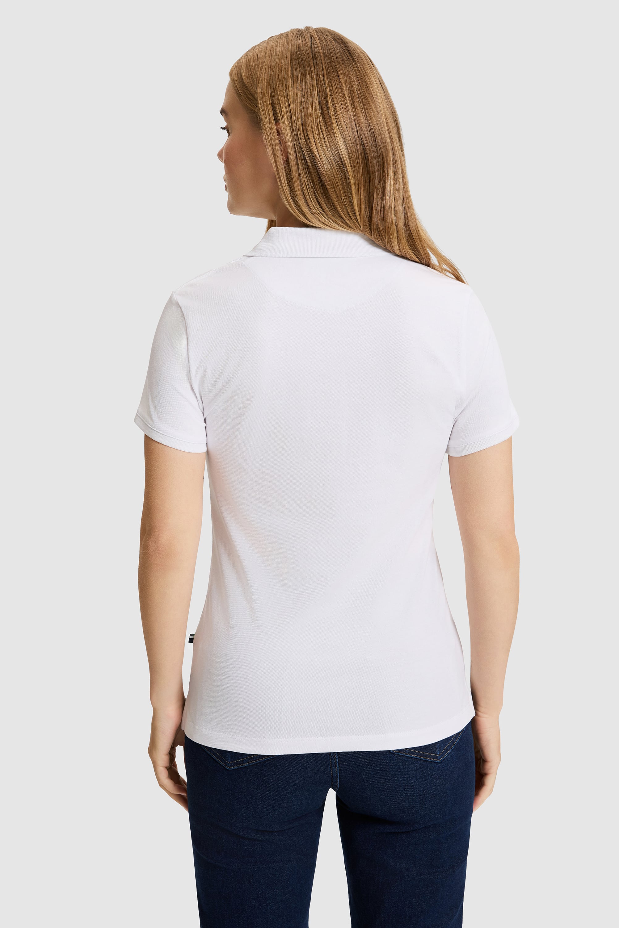 Kadın Beyaz Polo Yaka Basic Tişört - Image 5