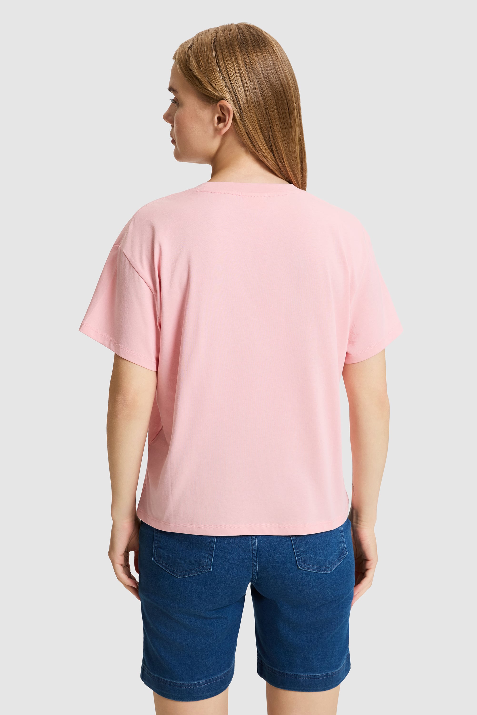 Kadın Pembe Bisiklet Yaka Tişört - Image 5