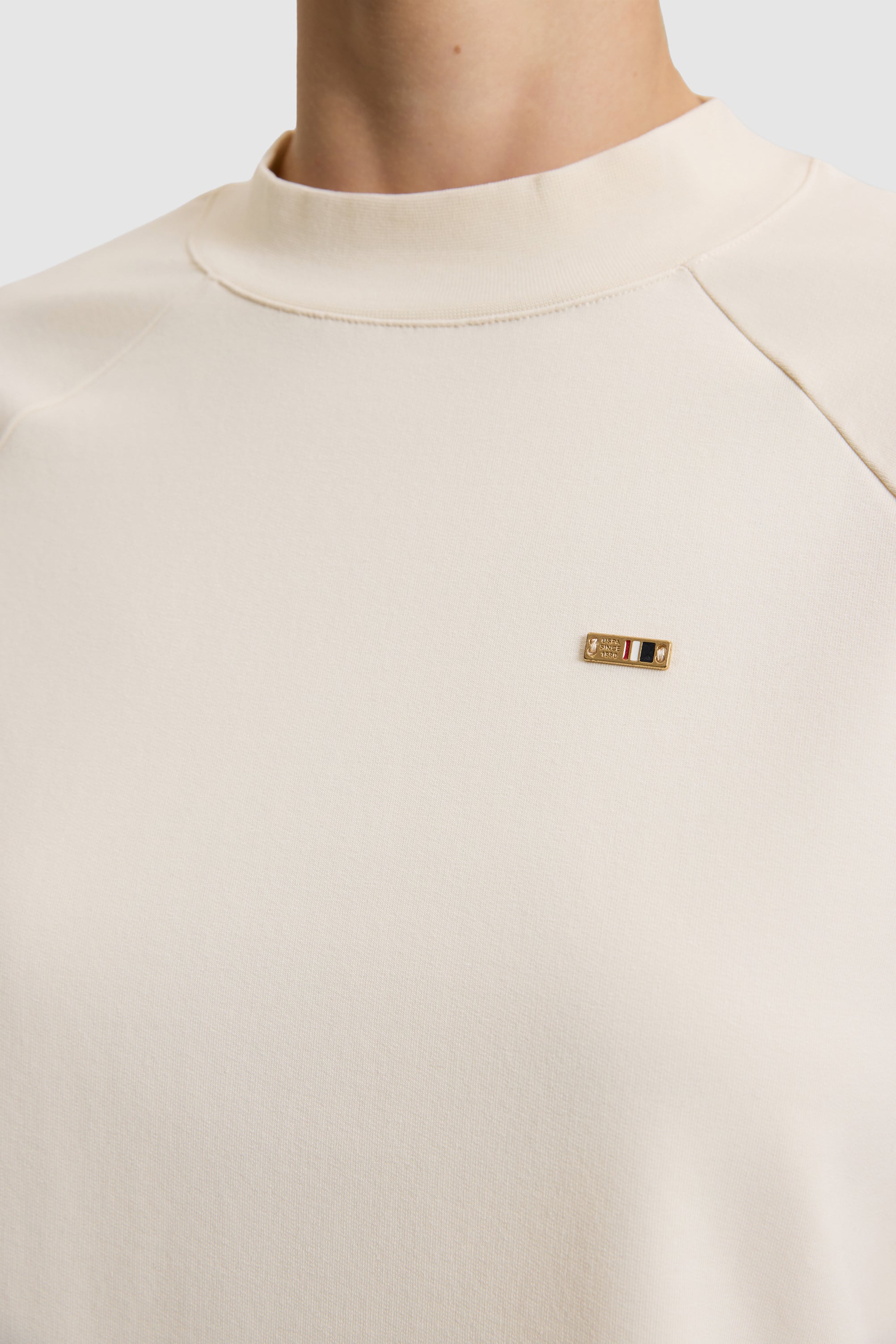 Kadın Krem Bisiklet Yaka Basic Sweatshirt