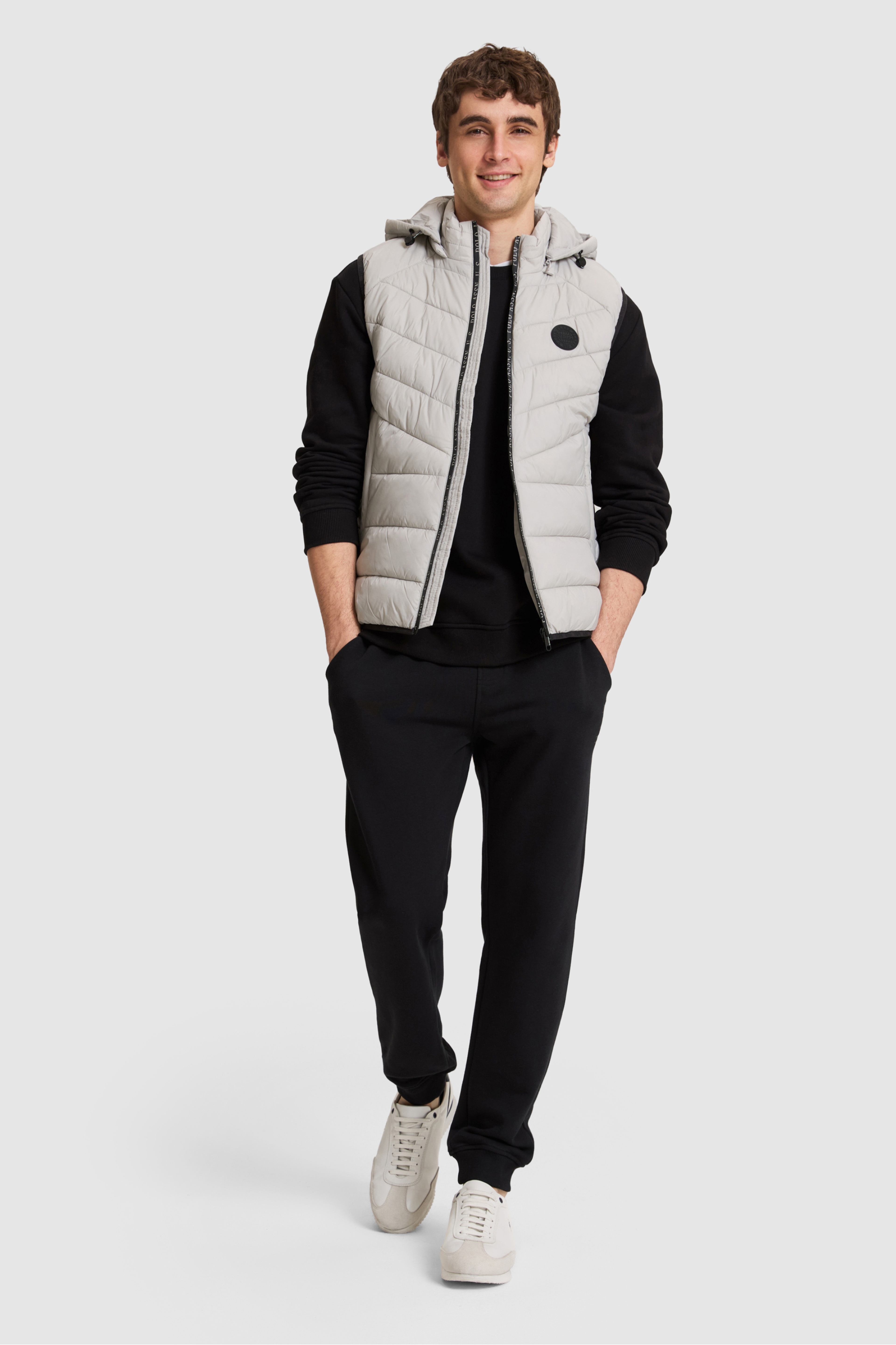 Erkek Siyah Slim Fit Paçası Lastikli Eşofman Altı - Image 1