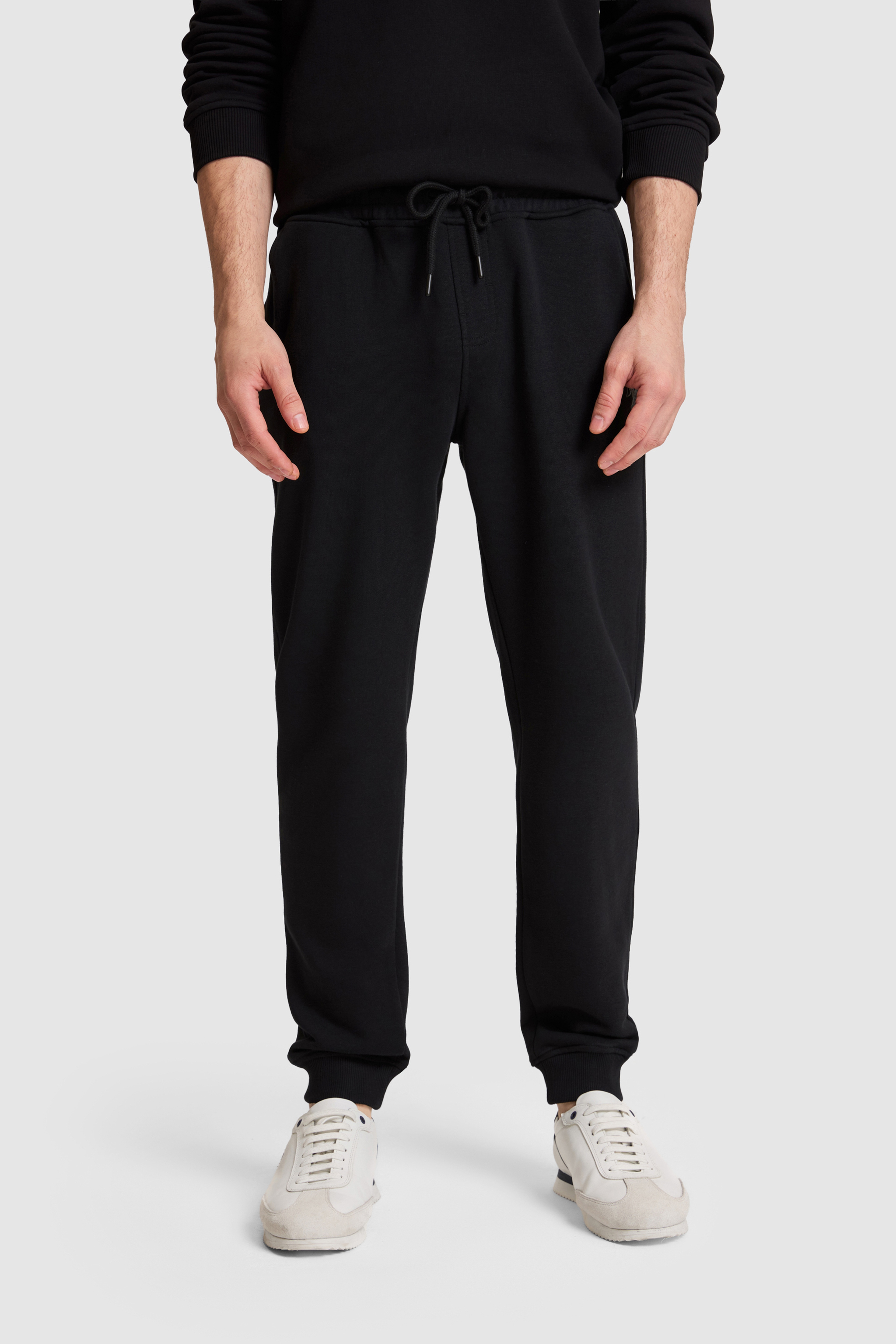 Erkek Siyah Slim Fit Paçası Lastikli Eşofman Altı