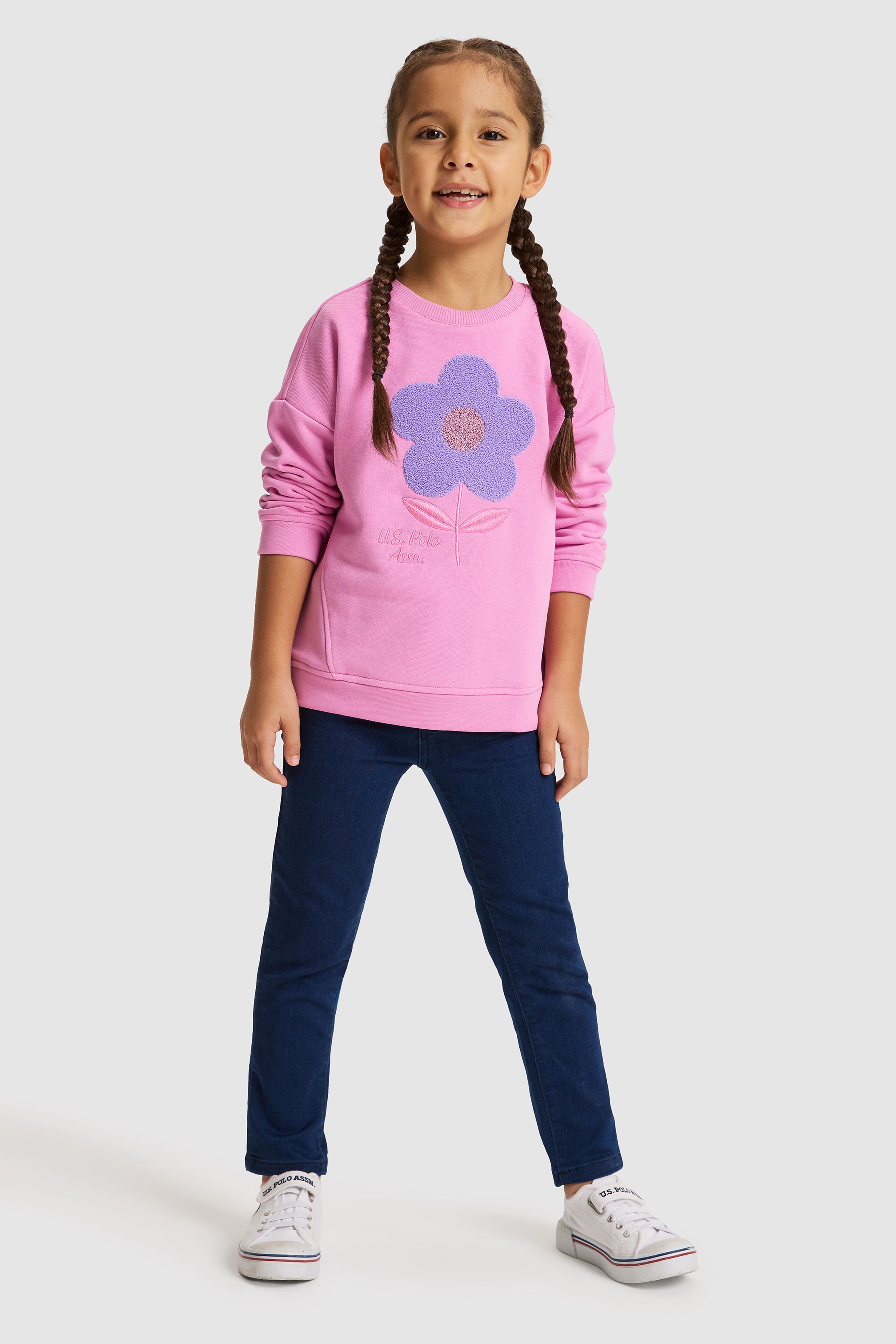 Kız Çocuk Pembe Bisiklet Yaka Oversize Fit Çiçek Motifli Nakış Detaylı Sweatshirt - Image 4