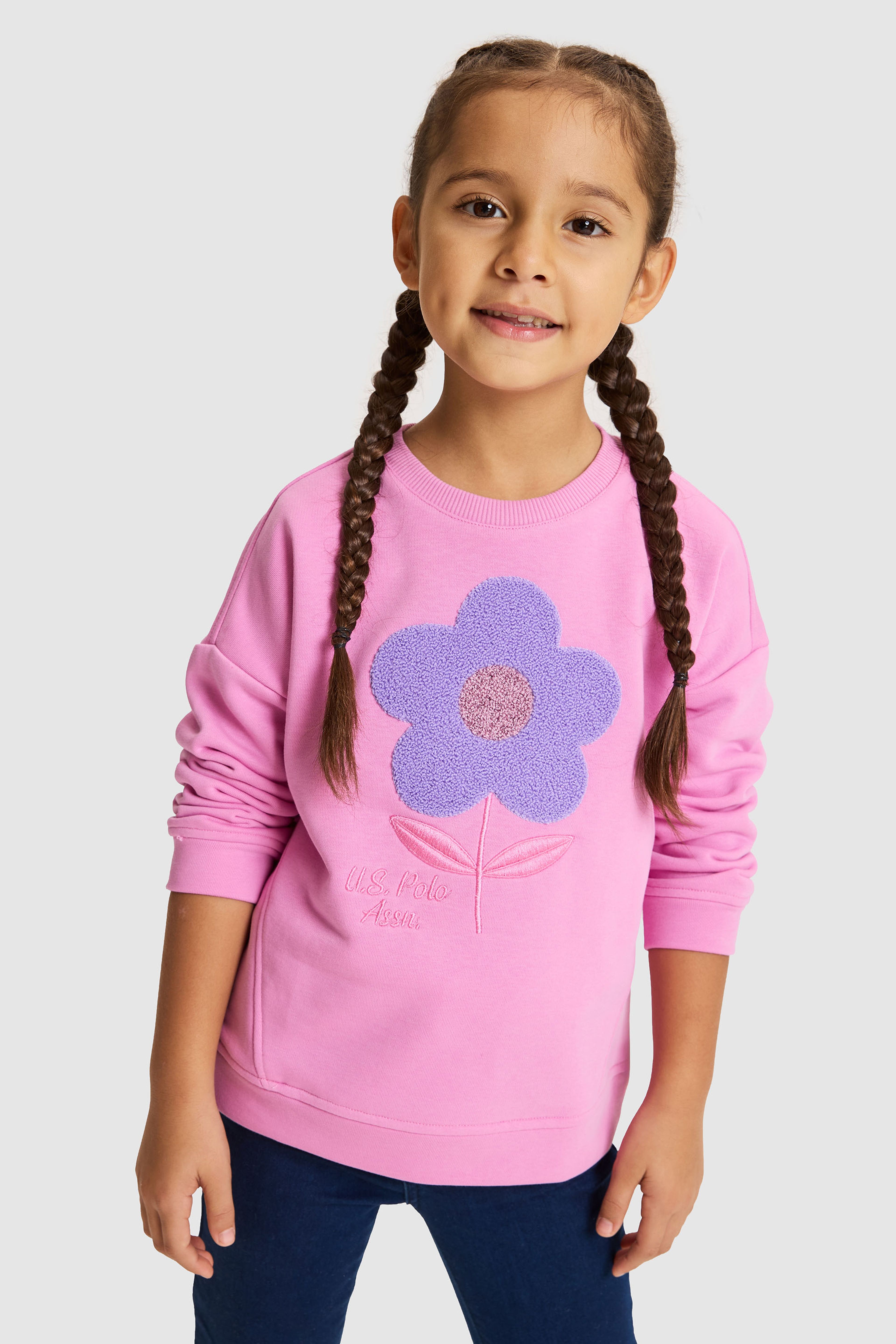 Kız Çocuk Pembe Bisiklet Yaka Oversize Fit Çiçek Motifli Nakış Detaylı Sweatshirt - Image 3
